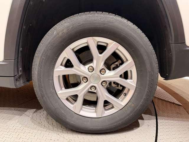 ジープ・グランドチェロキーＬ リミテッド　パノラマＳＲ　ＡＣＣ　黒革シート　ＨＵＤ　ナビ　ＴＶ　３６０°ＣａｒＰｌａｙ　Ｂｌｕｅｔｏｏｔｈ接続　ＡＬＰＩＮＥサウンド　シートＨ　ＬＥＤヘッドライト　衝突軽減Ｂ　ＢＳＭ　ＬＫＡ　ドラレコ　ＥＴＣ（69枚目）