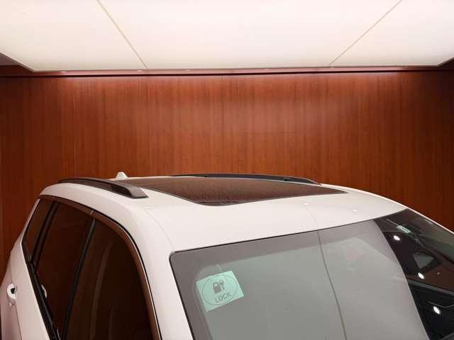 ジープ・グランドチェロキーＬ リミテッド　パノラマＳＲ　ＡＣＣ　黒革シート　ＨＵＤ　ナビ　ＴＶ　３６０°ＣａｒＰｌａｙ　Ｂｌｕｅｔｏｏｔｈ接続　ＡＬＰＩＮＥサウンド　シートＨ　ＬＥＤヘッドライト　衝突軽減Ｂ　ＢＳＭ　ＬＫＡ　ドラレコ　ＥＴＣ（71枚目）