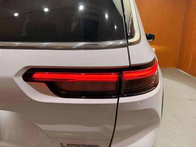 ジープ・グランドチェロキーＬ リミテッド　パノラマＳＲ　ＡＣＣ　黒革シート　ＨＵＤ　ナビ　ＴＶ　３６０°ＣａｒＰｌａｙ　Ｂｌｕｅｔｏｏｔｈ接続　ＡＬＰＩＮＥサウンド　シートＨ　ＬＥＤヘッドライト　衝突軽減Ｂ　ＢＳＭ　ＬＫＡ　ドラレコ　ＥＴＣ（72枚目）