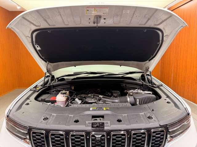ジープ・グランドチェロキーＬ リミテッド　パノラマＳＲ　ＡＣＣ　黒革シート　ＨＵＤ　ナビ　ＴＶ　３６０°ＣａｒＰｌａｙ　Ｂｌｕｅｔｏｏｔｈ接続　ＡＬＰＩＮＥサウンド　シートＨ　ＬＥＤヘッドライト　衝突軽減Ｂ　ＢＳＭ　ＬＫＡ　ドラレコ　ＥＴＣ（73枚目）