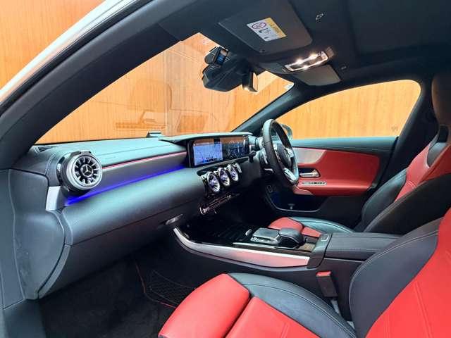 CLAクラス シューティングブレーク CLA200d シューティングブレーク AMGライン パノラマSR AMGレザーEXC アドバンスドPKG HUD 純正ナビ 360°カメラ ACC BSM シートヒーター パワーシート LEDヘッドライト ハイビームアシストプラス 電動リアゲート(39枚目)