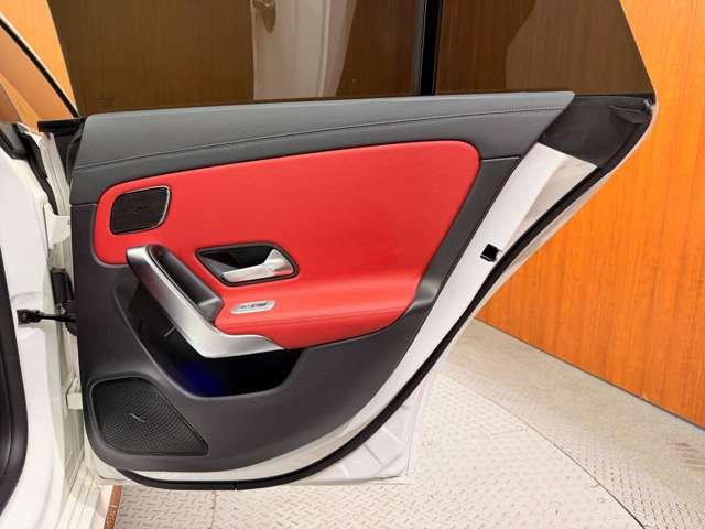 CLAクラス シューティングブレーク CLA200d シューティングブレーク AMGライン パノラマSR AMGレザーEXC アドバンスドPKG HUD 純正ナビ 360°カメラ ACC BSM シートヒーター パワーシート LEDヘッドライト ハイビームアシストプラス 電動リアゲート(45枚目)