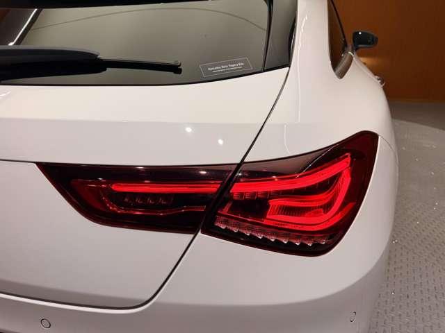 CLAクラス シューティングブレーク CLA200d シューティングブレーク AMGライン パノラマSR AMGレザーEXC アドバンスドPKG HUD 純正ナビ 360°カメラ ACC BSM シートヒーター パワーシート LEDヘッドライト ハイビームアシストプラス 電動リアゲート(66枚目)