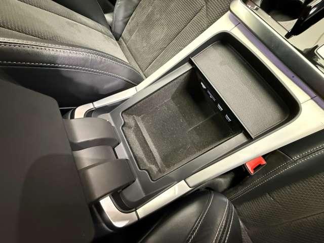 Q8 55TFSIクワトロ デビューパッケージSライン コンフォートアシスタンスPKG 純正ナビ 360°カメラ ACC BSM ハーフレザーシート シートヒーター パワーシート マトリクスLED ハイビームアシスト 電動リアゲート 純正22インチAW(17枚目)