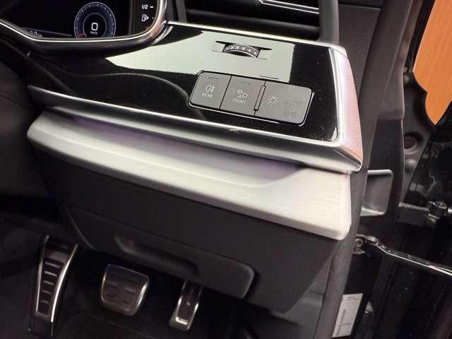 Q8 55TFSIクワトロ デビューパッケージSライン コンフォートアシスタンスPKG 純正ナビ 360°カメラ ACC BSM ハーフレザーシート シートヒーター パワーシート マトリクスLED ハイビームアシスト 電動リアゲート 純正22インチAW(24枚目)