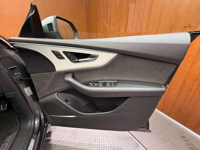 Q8 55TFSIクワトロ デビューパッケージSライン コンフォートアシスタンスPKG 純正ナビ 360°カメラ ACC BSM ハーフレザーシート シートヒーター パワーシート マトリクスLED ハイビームアシスト 電動リアゲート 純正22インチAW(41枚目)