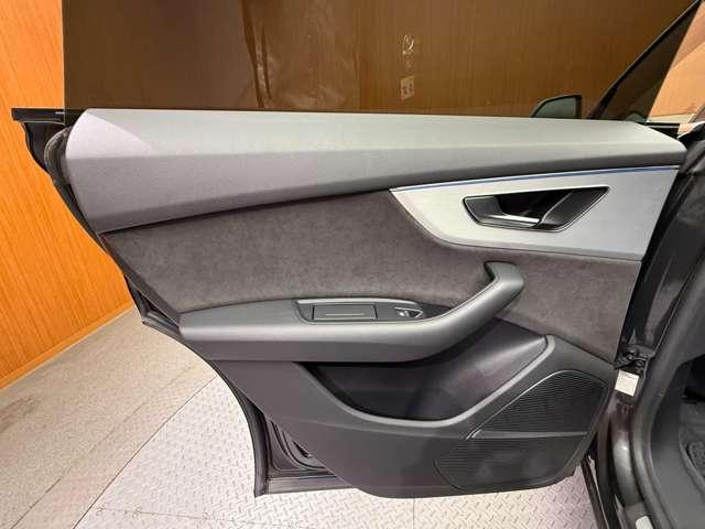 Q8 55TFSIクワトロ デビューパッケージSライン コンフォートアシスタンスPKG 純正ナビ 360°カメラ ACC BSM ハーフレザーシート シートヒーター パワーシート マトリクスLED ハイビームアシスト 電動リアゲート 純正22インチAW(44枚目)