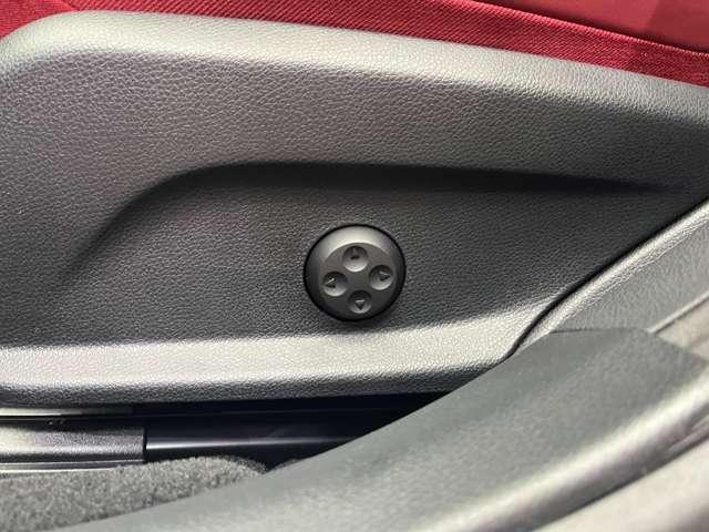 CLSクラス CLS220d スポーツ エクスクルーシブパッケージ 赤黒革シート SR Burmesterサウンド HUD ACC ナビ TV 360°Bluetooth接続 CarPlay シートヒーター ベンチレーション 電動トランク アクティブパーキング RSP(38枚目)