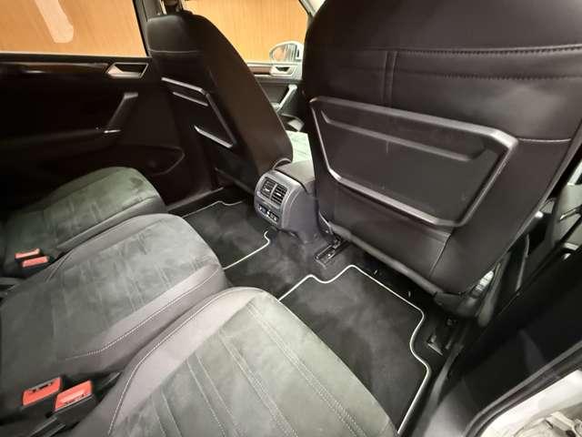 ゴルフトゥーラン TDI ハイライン ACC 純正ナビ バックカメラ PDC サイドアシスト レーンキープアシスト CarPlay Android Auto パーキングアシスト 電動リアゲート LEDヘッドライト オートライト ETC(7枚目)