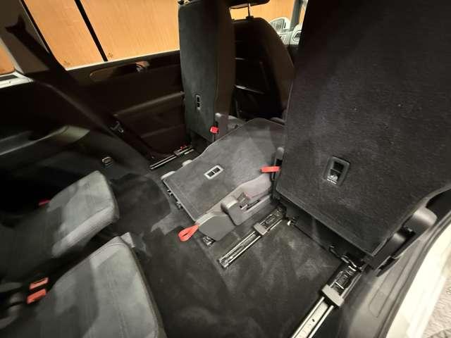ゴルフトゥーラン TDI ハイライン ACC 純正ナビ バックカメラ PDC サイドアシスト レーンキープアシスト CarPlay Android Auto パーキングアシスト 電動リアゲート LEDヘッドライト オートライト ETC(9枚目)