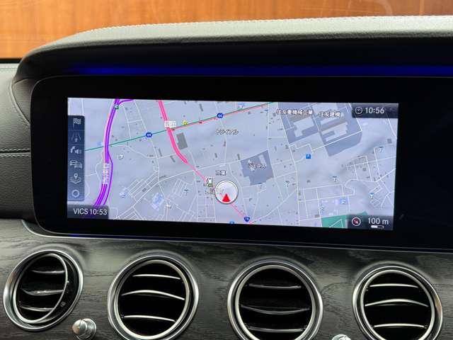 Ｅクラス Ｅ２２０ｄ　アバンギャルド　ＡＭＧライン　パノラマＳＲ　純正ナビ　３６０°カメラ　ＡＣＣ　ＢＳＭ　ＨＵＤ　黒革　シートヒーター　パワーシート　ＬＥＤヘッドライト　オートライト　Ｂｕｒｍｅｓｔｅｒ　電動リアゲート　アンビエントライト（10枚目）