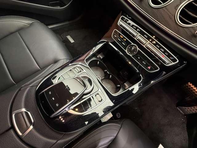Ｅクラス Ｅ２２０ｄ　アバンギャルド　ＡＭＧライン　パノラマＳＲ　純正ナビ　３６０°カメラ　ＡＣＣ　ＢＳＭ　ＨＵＤ　黒革　シートヒーター　パワーシート　ＬＥＤヘッドライト　オートライト　Ｂｕｒｍｅｓｔｅｒ　電動リアゲート　アンビエントライト（15枚目）