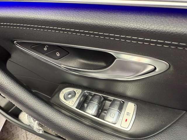 Ｅクラス Ｅ２２０ｄ　アバンギャルド　ＡＭＧライン　パノラマＳＲ　純正ナビ　３６０°カメラ　ＡＣＣ　ＢＳＭ　ＨＵＤ　黒革　シートヒーター　パワーシート　ＬＥＤヘッドライト　オートライト　Ｂｕｒｍｅｓｔｅｒ　電動リアゲート　アンビエントライト（27枚目）