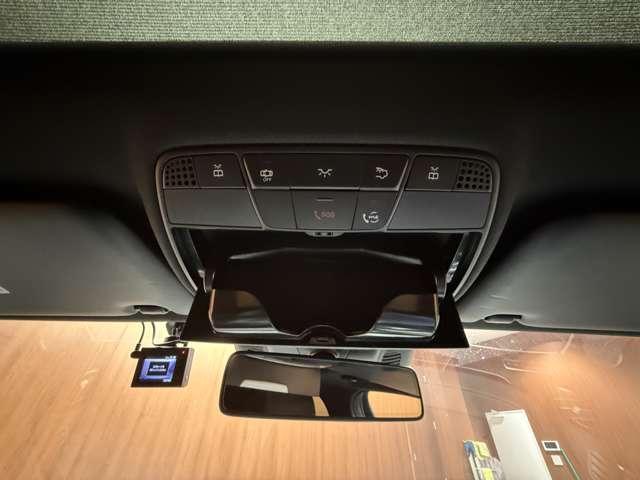 Ｅクラス Ｅ２２０ｄ　アバンギャルド　ＡＭＧライン　パノラマＳＲ　純正ナビ　３６０°カメラ　ＡＣＣ　ＢＳＭ　ＨＵＤ　黒革　シートヒーター　パワーシート　ＬＥＤヘッドライト　オートライト　Ｂｕｒｍｅｓｔｅｒ　電動リアゲート　アンビエントライト（29枚目）