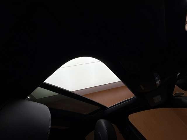 Ｅクラス Ｅ２２０ｄ　アバンギャルド　ＡＭＧライン　パノラマＳＲ　純正ナビ　３６０°カメラ　ＡＣＣ　ＢＳＭ　ＨＵＤ　黒革　シートヒーター　パワーシート　ＬＥＤヘッドライト　オートライト　Ｂｕｒｍｅｓｔｅｒ　電動リアゲート　アンビエントライト（31枚目）