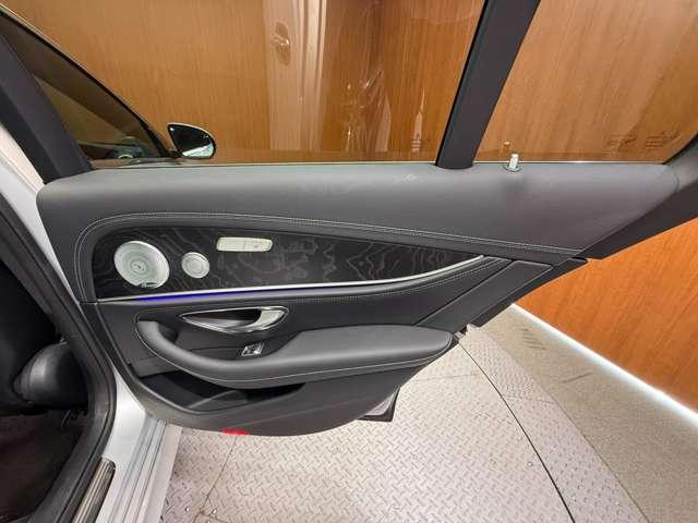 Ｅクラス Ｅ２２０ｄ　アバンギャルド　ＡＭＧライン　パノラマＳＲ　純正ナビ　３６０°カメラ　ＡＣＣ　ＢＳＭ　ＨＵＤ　黒革　シートヒーター　パワーシート　ＬＥＤヘッドライト　オートライト　Ｂｕｒｍｅｓｔｅｒ　電動リアゲート　アンビエントライト（42枚目）