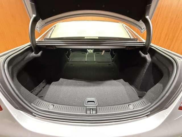 Ｅクラス Ｅ２２０ｄ　アバンギャルド　ＡＭＧライン　パノラマＳＲ　純正ナビ　３６０°カメラ　ＡＣＣ　ＢＳＭ　ＨＵＤ　黒革　シートヒーター　パワーシート　ＬＥＤヘッドライト　オートライト　Ｂｕｒｍｅｓｔｅｒ　電動リアゲート　アンビエントライト（46枚目）