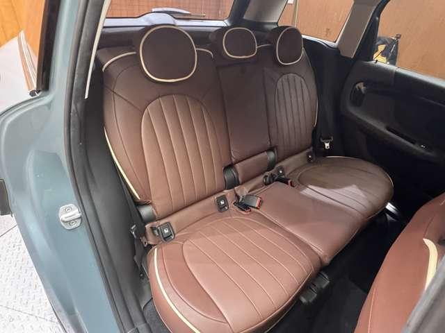 ＭＩＮＩ クーパーＤクロスオーバーオール４　ワンオーナー　ＡＣＣ　純正ナビ　バックカメラ　ＰＤＣ　電動リアゲート　パーキングアシスト　ドライブセレクト　パーキングアシスト　インテリジェントセーフティ　コンフォートアクセス　革調シートカバー（8枚目）