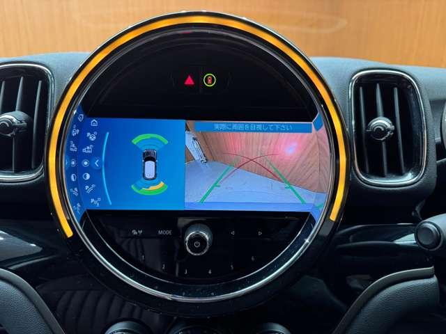 ＭＩＮＩ クーパーＤクロスオーバーオール４　ワンオーナー　ＡＣＣ　純正ナビ　バックカメラ　ＰＤＣ　電動リアゲート　パーキングアシスト　ドライブセレクト　パーキングアシスト　インテリジェントセーフティ　コンフォートアクセス　革調シートカバー（10枚目）