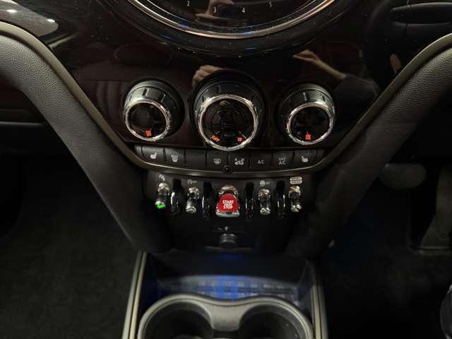 ＭＩＮＩ クーパーＤクロスオーバーオール４　ワンオーナー　ＡＣＣ　純正ナビ　バックカメラ　ＰＤＣ　電動リアゲート　パーキングアシスト　ドライブセレクト　パーキングアシスト　インテリジェントセーフティ　コンフォートアクセス　革調シートカバー（14枚目）