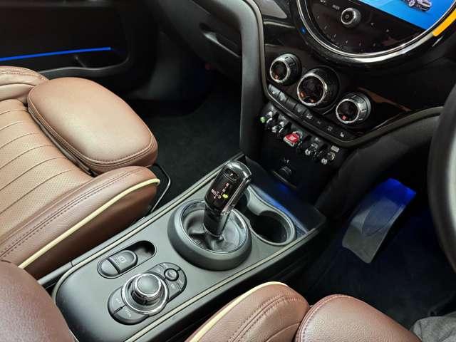 ＭＩＮＩ クーパーＤクロスオーバーオール４　ワンオーナー　ＡＣＣ　純正ナビ　バックカメラ　ＰＤＣ　電動リアゲート　パーキングアシスト　ドライブセレクト　パーキングアシスト　インテリジェントセーフティ　コンフォートアクセス　革調シートカバー（15枚目）