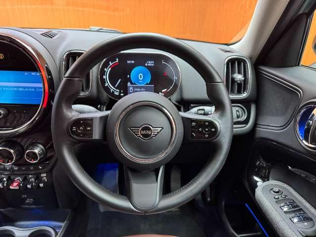 ＭＩＮＩ クーパーＤクロスオーバーオール４　ワンオーナー　ＡＣＣ　純正ナビ　バックカメラ　ＰＤＣ　電動リアゲート　パーキングアシスト　ドライブセレクト　パーキングアシスト　インテリジェントセーフティ　コンフォートアクセス　革調シートカバー（18枚目）