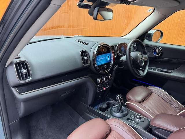 ＭＩＮＩ クーパーＤクロスオーバーオール４　ワンオーナー　ＡＣＣ　純正ナビ　バックカメラ　ＰＤＣ　電動リアゲート　パーキングアシスト　ドライブセレクト　パーキングアシスト　インテリジェントセーフティ　コンフォートアクセス　革調シートカバー（35枚目）