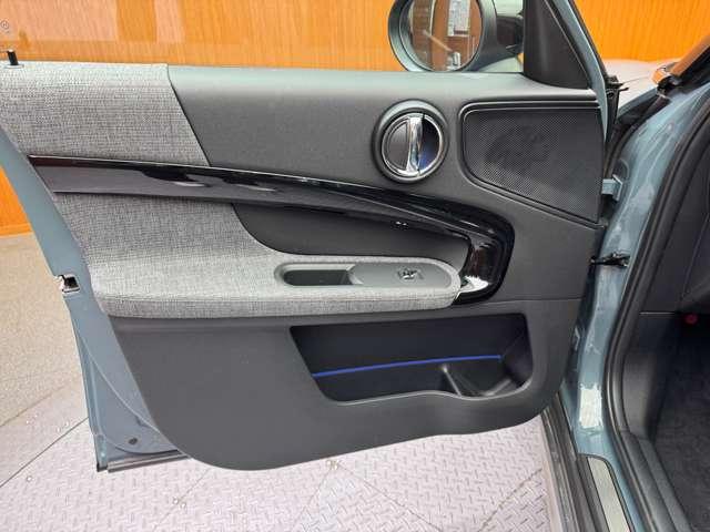 ＭＩＮＩ クーパーＤクロスオーバーオール４　ワンオーナー　ＡＣＣ　純正ナビ　バックカメラ　ＰＤＣ　電動リアゲート　パーキングアシスト　ドライブセレクト　パーキングアシスト　インテリジェントセーフティ　コンフォートアクセス　革調シートカバー（40枚目）