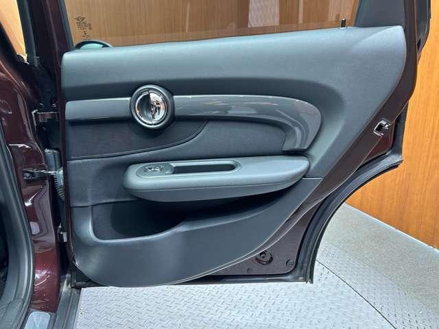 ＭＩＮＩ クーパーＳＤ　クラブマン　ペッパーＰＫＧ　ＡＣＣ　ナビ　Ｂカメラ　Ｂｌｕｅｔｏｏｔｈ接続　ＰＤＣ　シートヒーター　ＬＥＤライト　エキサイトメントＰＫＧ　ストレージコンパートメントＰＫＧ　コンフォートアクセス　衝突軽減Ｂ　ＥＴＣ（36枚目）