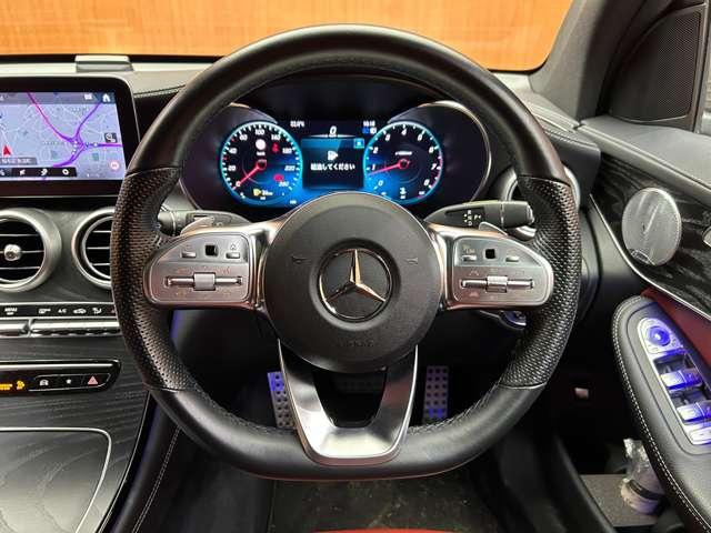 ＧＬＣ ＧＬＣ３００　４マチック　ＡＭＧライン　レザーエクスクルーシブＰＫＧ　パノラマＳＲ　純正ナビ　３６０°カメラ　ＡＣＣ　ＨＵＤ　シートヒーター　パワーシート　ＬＥＤヘッドライト　ハイビームアシスト　電動リアゲート　アンビエントライト（19枚目）