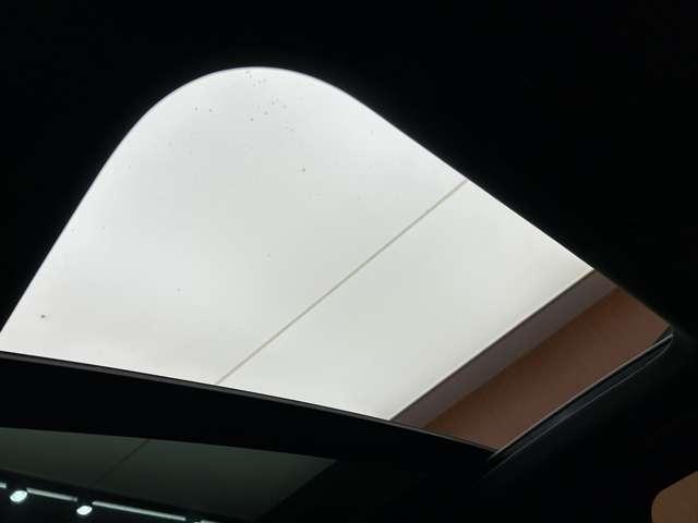 ＧＬＣ ＧＬＣ３００　４マチック　ＡＭＧライン　レザーエクスクルーシブＰＫＧ　パノラマＳＲ　純正ナビ　３６０°カメラ　ＡＣＣ　ＨＵＤ　シートヒーター　パワーシート　ＬＥＤヘッドライト　ハイビームアシスト　電動リアゲート　アンビエントライト（36枚目）