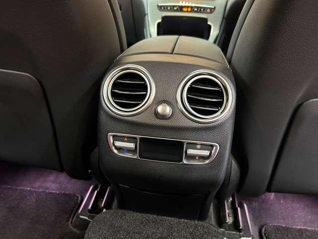 ＧＬＣ ＧＬＣ３００　４マチック　ＡＭＧライン　レザーエクスクルーシブＰＫＧ　パノラマＳＲ　純正ナビ　３６０°カメラ　ＡＣＣ　ＨＵＤ　シートヒーター　パワーシート　ＬＥＤヘッドライト　ハイビームアシスト　電動リアゲート　アンビエントライト（39枚目）