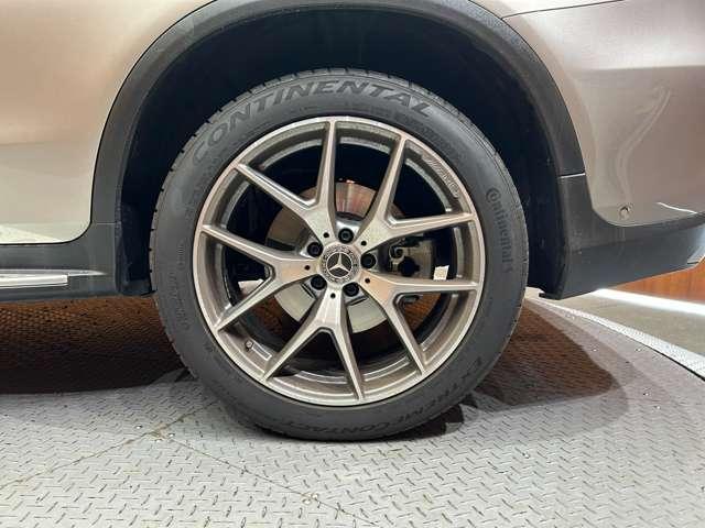 ＧＬＣ ＧＬＣ３００　４マチック　ＡＭＧライン　レザーエクスクルーシブＰＫＧ　パノラマＳＲ　純正ナビ　３６０°カメラ　ＡＣＣ　ＨＵＤ　シートヒーター　パワーシート　ＬＥＤヘッドライト　ハイビームアシスト　電動リアゲート　アンビエントライト（64枚目）