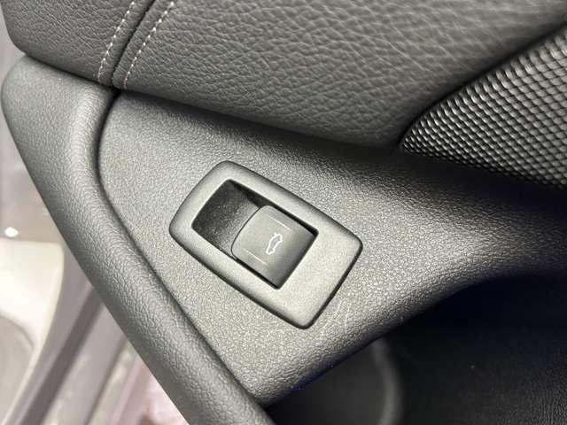 ご遠方の場合でも、下取り車両の金額を概算でお出しすることは可能でございます。車検証をお手元に、走行距離をご確認の上お問い合わせくださいませ。