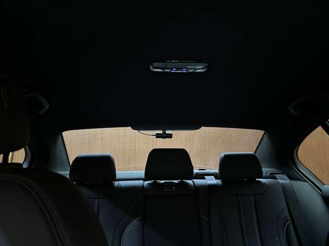 ＬＩＢＥＲＡＬＡの名前の由来はラテン語で「ｌｉｂｅｒａ：自由」と「ａｌａ：翼」を意味し、それらを組合せた造語です。自由な翼を得て思う存分人生を謳歌して欲しいという願いが込められています。