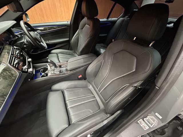 ＬＩＢＥＲＡＬＡの名前の由来はラテン語で「ｌｉｂｅｒａ：自由」と「ａｌａ：翼」を意味し、それらを組合せた造語です。自由な翼を得て思う存分人生を謳歌して欲しいという願いが込められています。