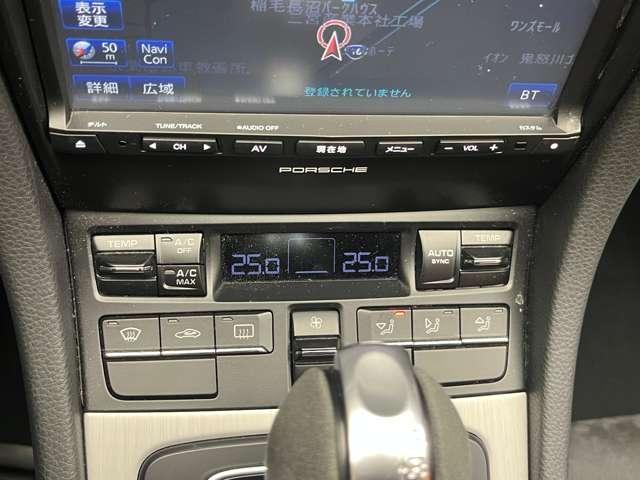 911 911GT3 ナビ TV バックカメラ Bluetooth接続 ハーフレザーシート パワーシート スポーツエキゾースト キーレス HIDヘッドライト オートライト 20インチAW ETC サーキット走行なし(13枚目)