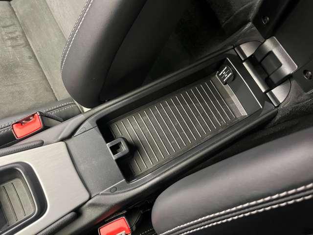 911 911GT3 ナビ TV バックカメラ Bluetooth接続 ハーフレザーシート パワーシート スポーツエキゾースト キーレス HIDヘッドライト オートライト 20インチAW ETC サーキット走行なし(16枚目)