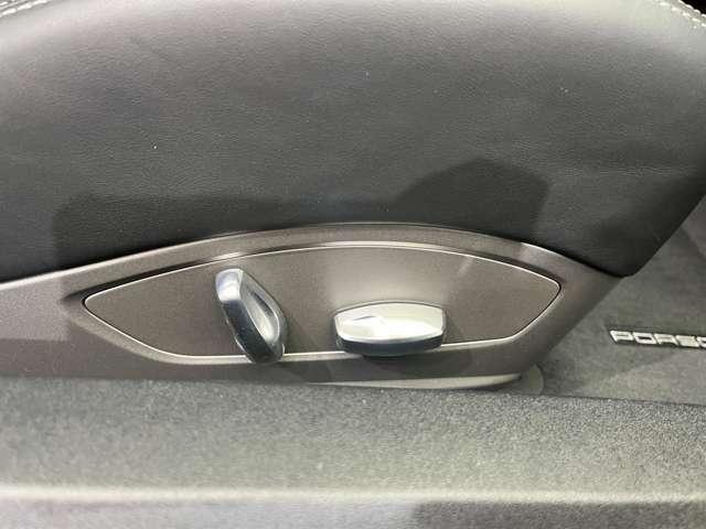 911 911GT3 ナビ TV バックカメラ Bluetooth接続 ハーフレザーシート パワーシート スポーツエキゾースト キーレス HIDヘッドライト オートライト 20インチAW ETC サーキット走行なし(30枚目)