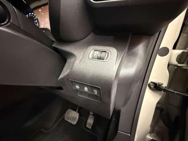 ベルランゴ シャイン　パノラマルーフ　ＡＣＣ　ディスプレイオーディオ　バックカメラ　ＣａｒＰｌａｙ　Ｂｌｕｅｔｏｏｔｈ接続　パドルシフト　純正１６インチＡＷ　ＥＴＣ　プッシュスタート　衝突軽減Ｂ　ＬＫＡ　ＢＳＭ（22枚目）