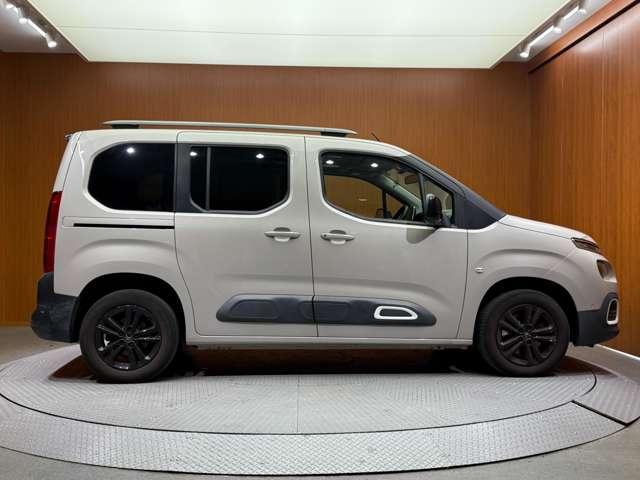 ベルランゴ シャイン　パノラマルーフ　ＡＣＣ　ディスプレイオーディオ　バックカメラ　ＣａｒＰｌａｙ　Ｂｌｕｅｔｏｏｔｈ接続　パドルシフト　純正１６インチＡＷ　ＥＴＣ　プッシュスタート　衝突軽減Ｂ　ＬＫＡ　ＢＳＭ（40枚目）