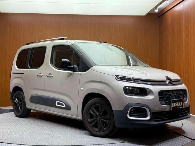 ベルランゴ シャイン　パノラマルーフ　ＡＣＣ　ディスプレイオーディオ　バックカメラ　ＣａｒＰｌａｙ　Ｂｌｕｅｔｏｏｔｈ接続　パドルシフト　純正１６インチＡＷ　ＥＴＣ　プッシュスタート　衝突軽減Ｂ　ＬＫＡ　ＢＳＭ（42枚目）