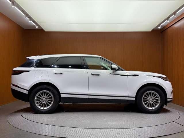 レンジローバーヴェラール プラス　特別仕様車　ＡＣＣ　純正ナビ　３６０°カメラ　レザーシート　シートヒーター　パワーシート　ＬＥＤヘッドライト　オートライト　電動リアゲート　純正１８インチＡＷ　ＥＴＣ　レーンキープアシスト（45枚目）