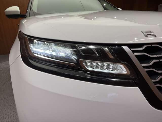 レンジローバーヴェラール プラス　特別仕様車　ＡＣＣ　純正ナビ　３６０°カメラ　レザーシート　シートヒーター　パワーシート　ＬＥＤヘッドライト　オートライト　電動リアゲート　純正１８インチＡＷ　ＥＴＣ　レーンキープアシスト（51枚目）