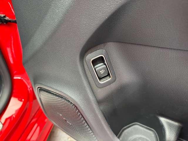 バックオーダーをご利用いただければ、希少なお車や、特定の装備のついたお車など、お客様からのご要望に応じて全国ネットワークからお探しさせて頂きます