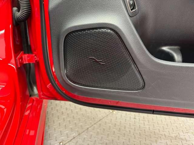 ご来店が難しいお客様もご安心下さい。自社での査定に加え、第三者機関に委託し、車両の鑑定を行っております。