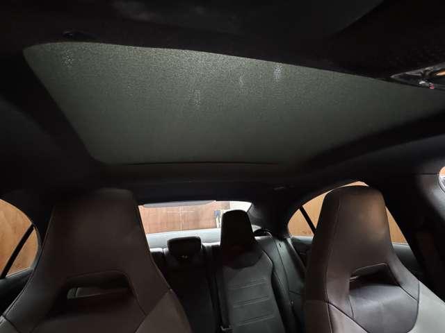 ＬＩＢＥＲＡＬＡの名前の由来はラテン語で「ｌｉｂｅｒａ：自由」と「ａｌａ：翼」を意味し、それらを組合せた造語です。自由な翼を得て思う存分人生を謳歌して欲しいという願いが込められています。