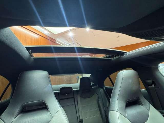 ＬＩＢＥＲＡＬＡの名前の由来はラテン語で「ｌｉｂｅｒａ：自由」と「ａｌａ：翼」を意味し、それらを組合せた造語です。自由な翼を得て思う存分人生を謳歌して欲しいという願いが込められています。