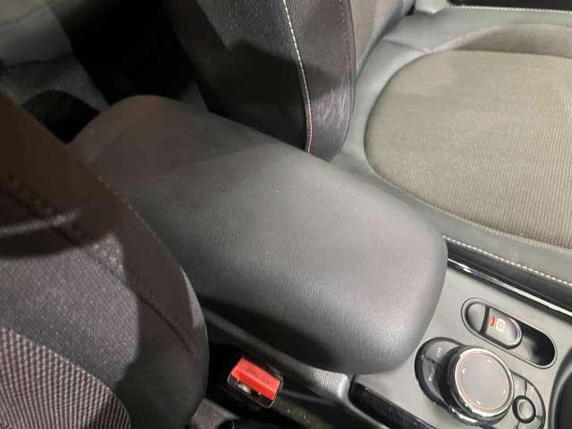 ＭＩＮＩ クーパーＤ　クラブマン　ペッパーＰＫＧ　ＡＣＣ　ナビ　地デジＴＶ　Ｂカメラ　Ｂｌｕｅｔｏｏｔｈ接続　コンフォートアクセス　ＰＤＣ　ストレージコンパートメントＰＫＧ　エキサイトメントＰ　衝突軽減Ｂ　ＬＥＤヘッドライト　ＥＴＣ（16枚目）