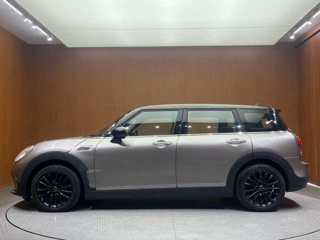 ＭＩＮＩ クーパーＤ　クラブマン　ペッパーＰＫＧ　ＡＣＣ　ナビ　地デジＴＶ　Ｂカメラ　Ｂｌｕｅｔｏｏｔｈ接続　コンフォートアクセス　ＰＤＣ　ストレージコンパートメントＰＫＧ　エキサイトメントＰ　衝突軽減Ｂ　ＬＥＤヘッドライト　ＥＴＣ（49枚目）